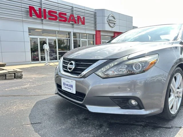 Used 2017 Gun Metallic Nissan 3.5 SL image 16