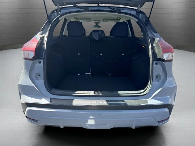 Used 2023 Gray Nissan SV image 21