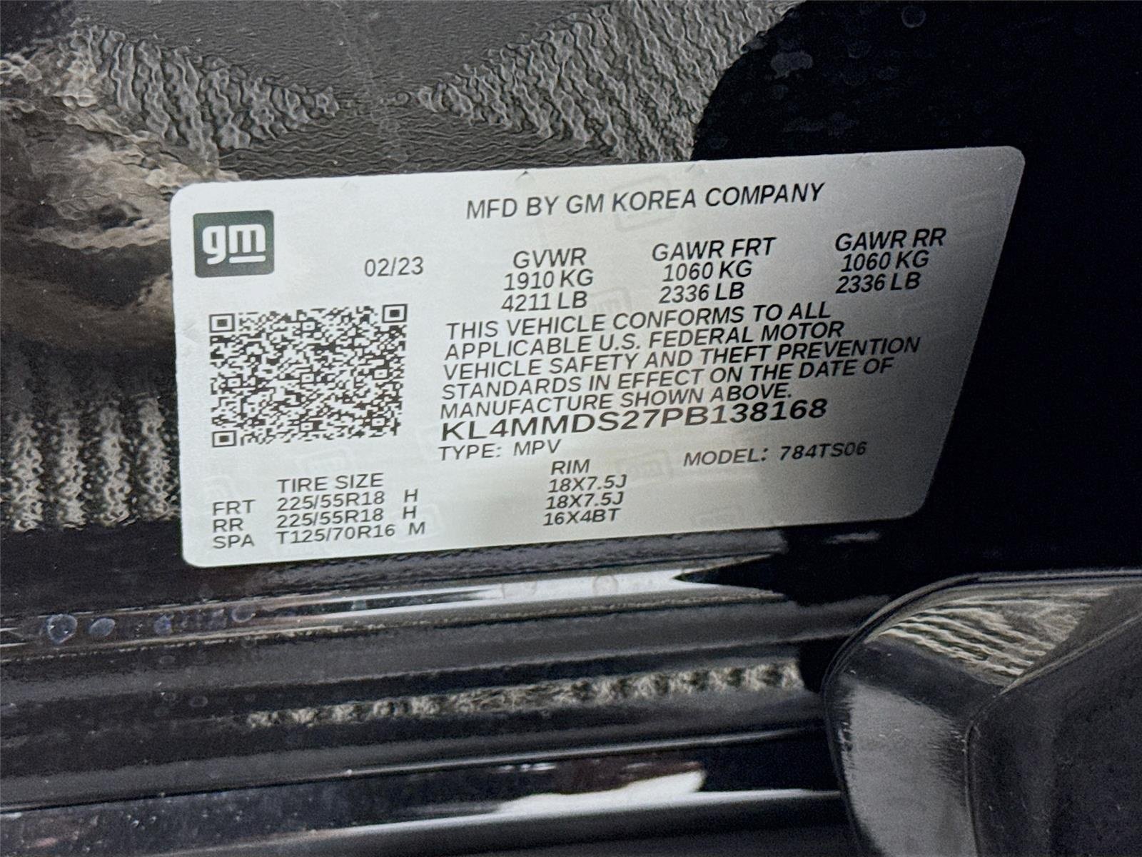 Used 2023 Ebony Twilight Metallic Buick Select image 30