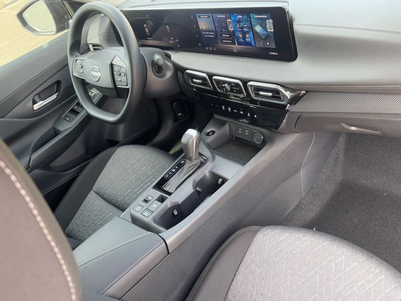 2026 Nissan Sentra SV - Photo 10