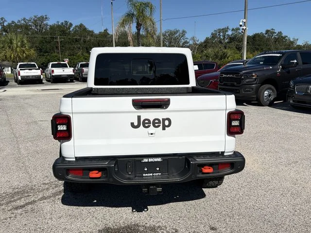 Used 2025 White Jeep Mojave image 5