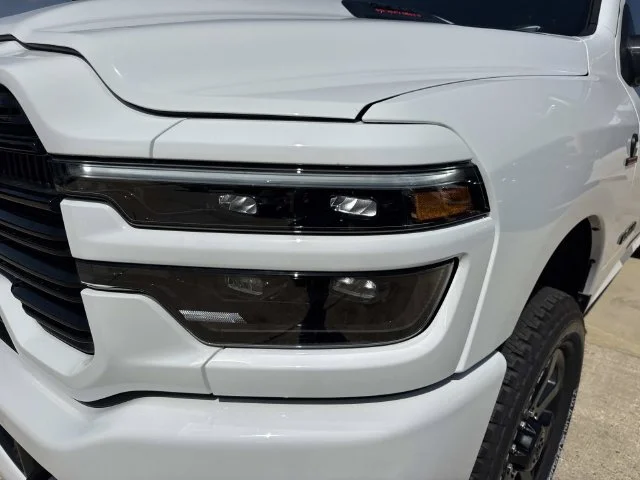 New 2027 Bright White Clear-Coat Exterior Paint RAM Laramie image 9