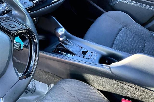 Certified Used 2018 RUBY FLARE PEARL Toyota  image 17