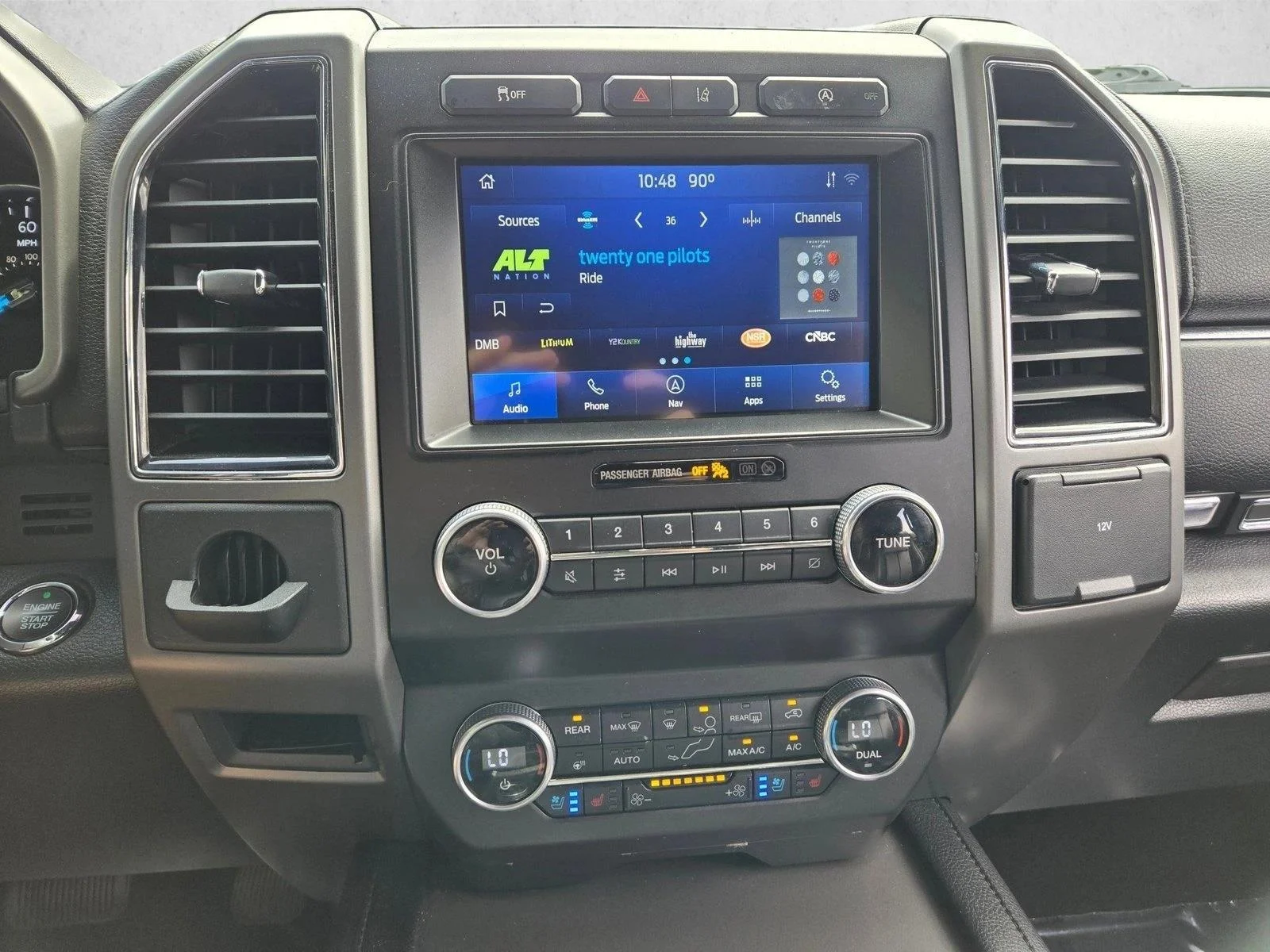 Used 2021 Magnetic Metallic Ford XLT image 13