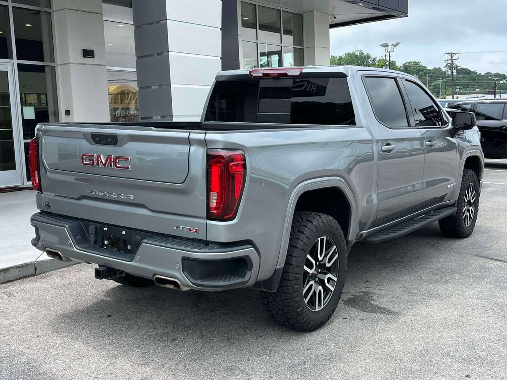Used 2024 Sterling Metallic GMC AT4 image 3
