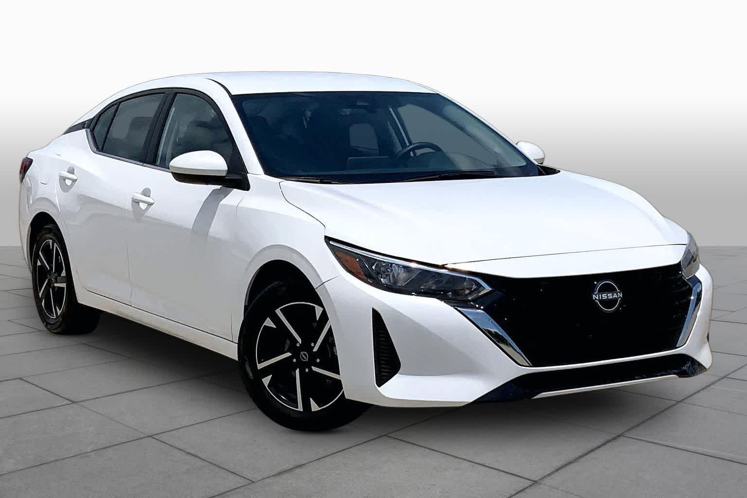 Used 2025 Fresh Powder Nissan SV image 3