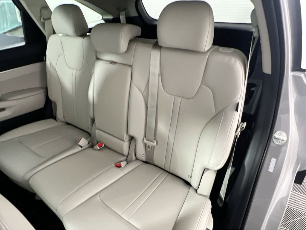 New 2026 Wolf Gray Kia S image 30