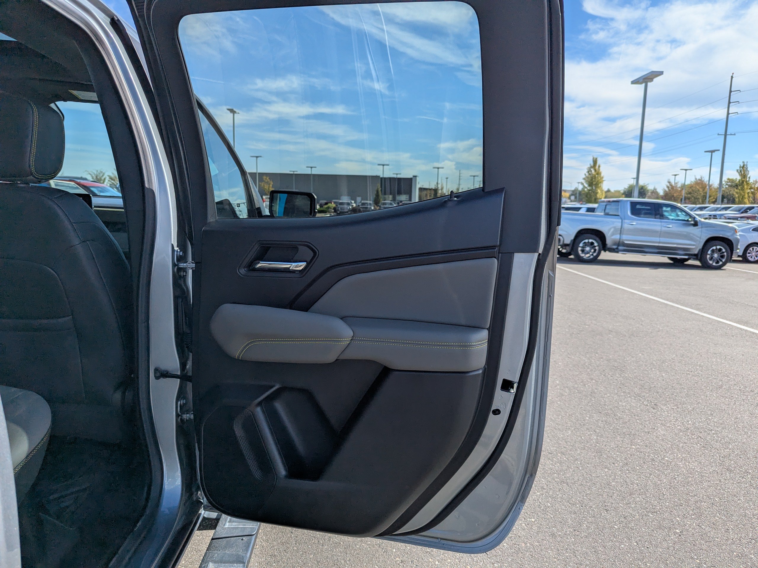 2026 Chevrolet Colorado ZR2 - Photo 42