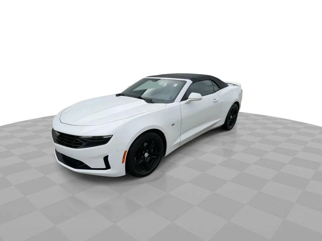 Certified Used 2020 White Chevrolet 1LT image 4