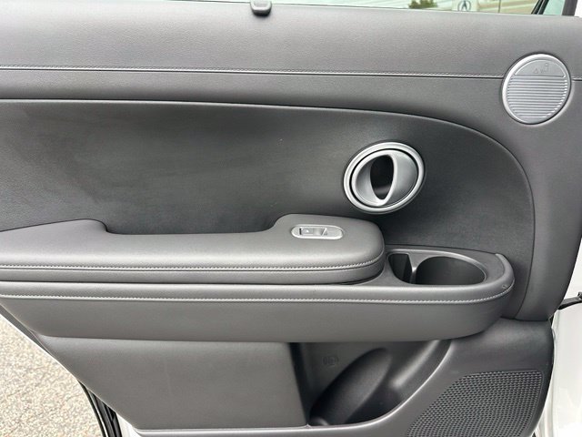 Used 2026 White Hyundai SEL image 17