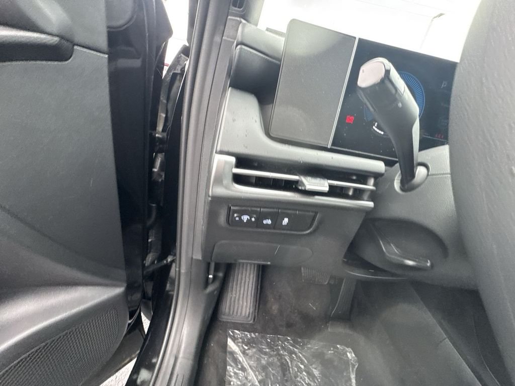 New 2026 Black Hyundai SEL image 20