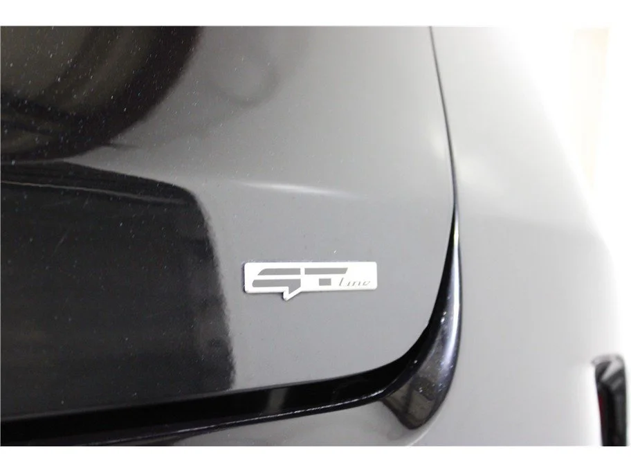 Used 2023 Fusion Black Kia GT-Line image 18