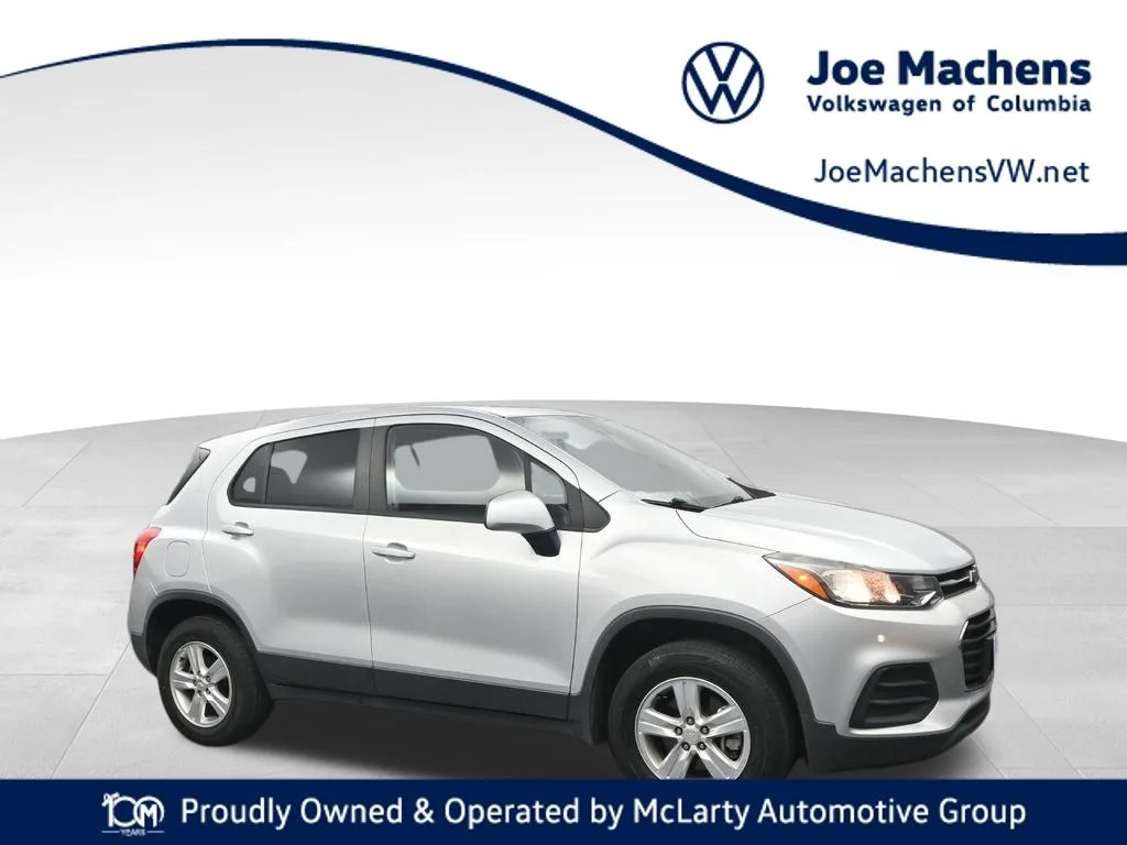 2017 Chevrolet Trax LS AWD's photo