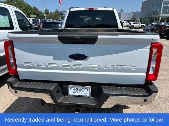 Used 2022 White Ford XLT image 3