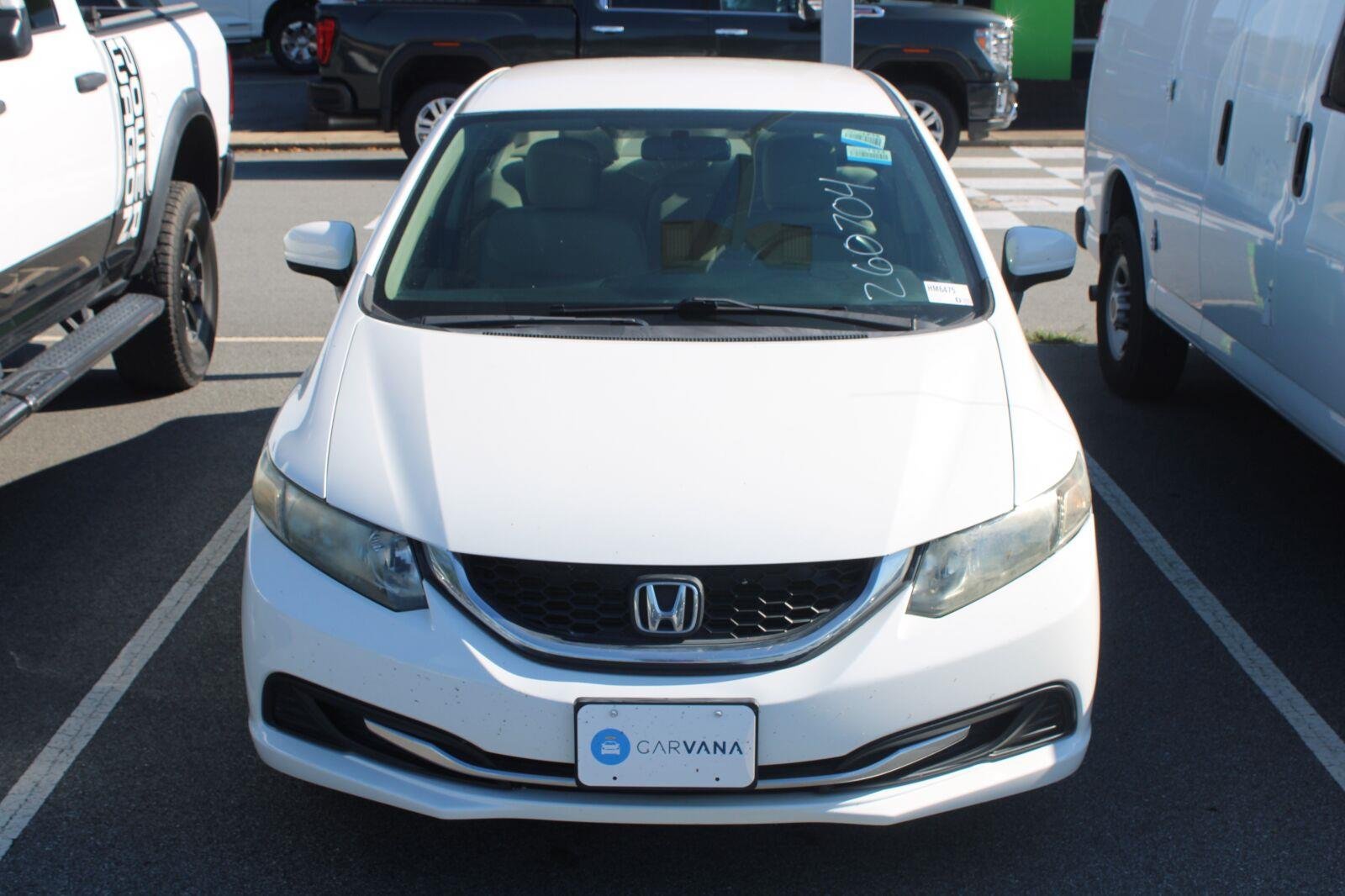 Used 2015 Taffeta White Honda LX image 2