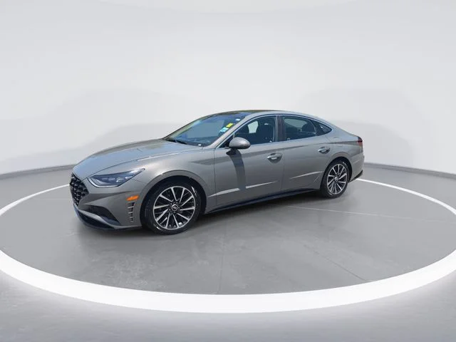 Used 2022 Gray Hyundai Limited image 4