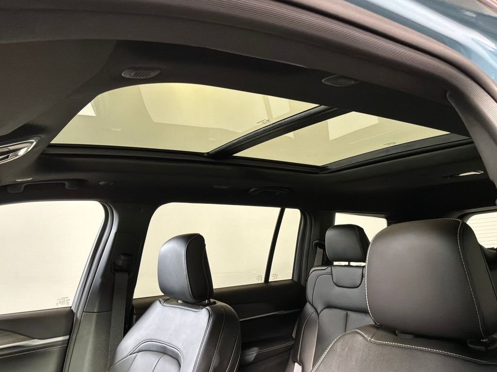 New 2026 Steel Blue Exterior Paint Jeep Limited Reserve image 36