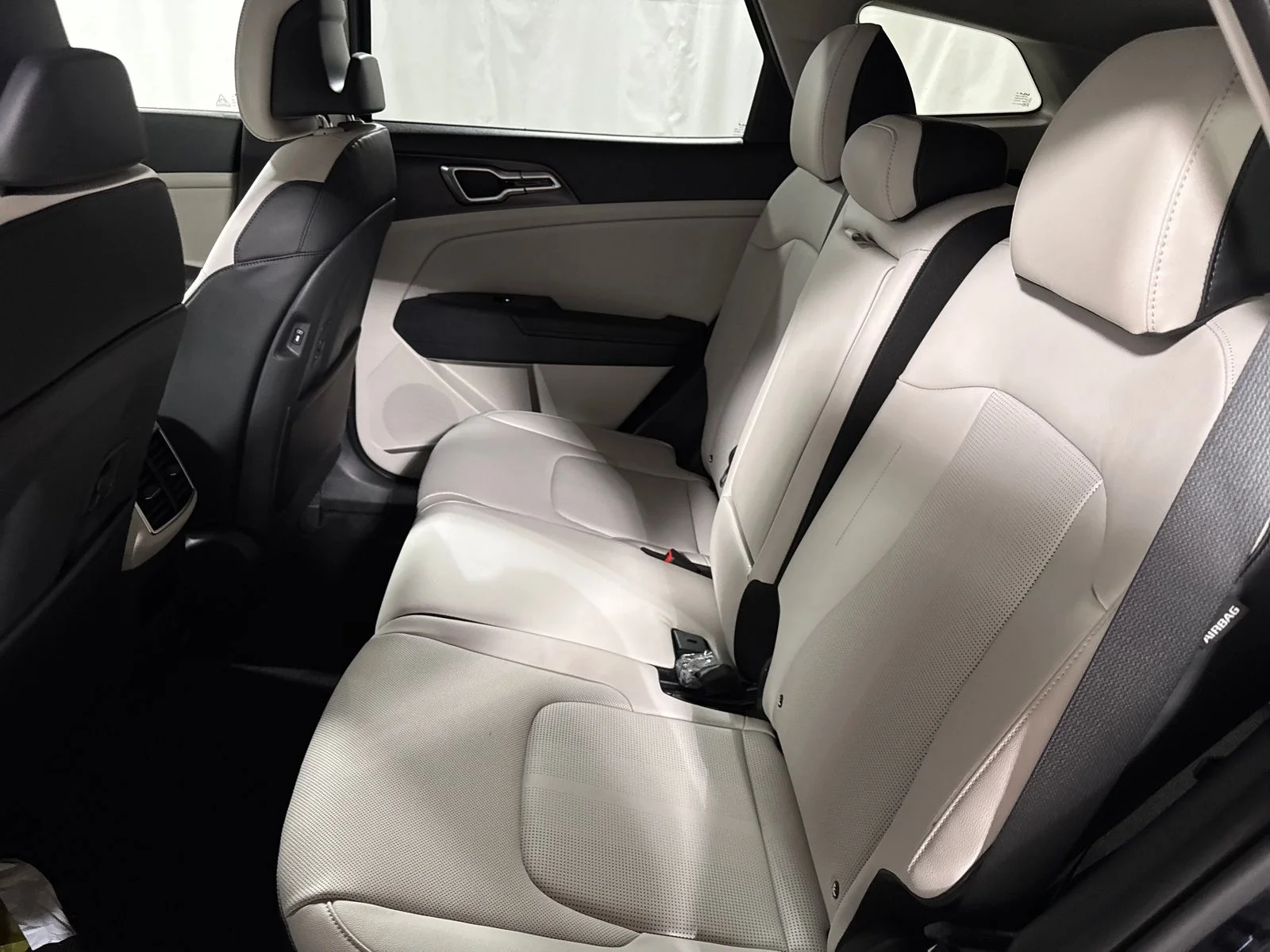 New 2026 Panthera Metal Gray Kia EX image 5
