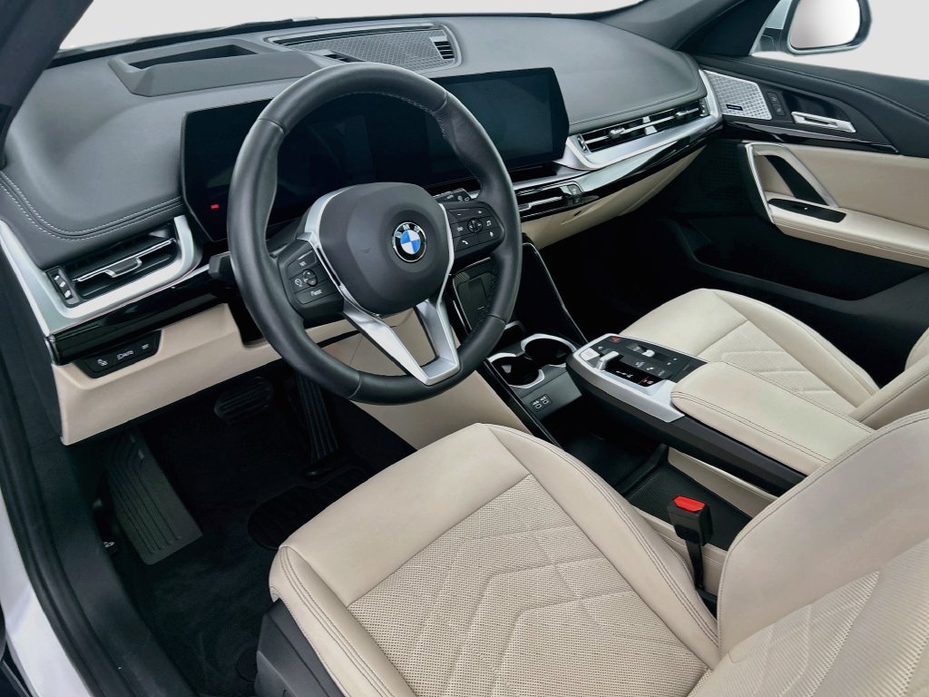 Certified Used 2024 Alpine White BMW xDrive28i image 9
