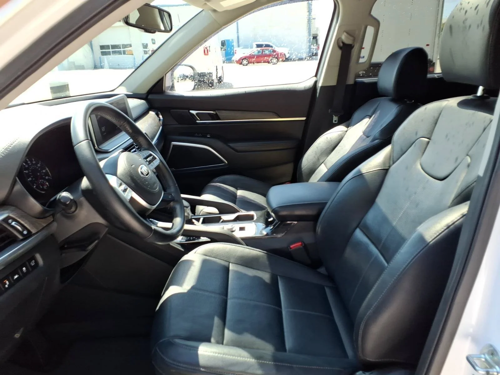 Used 2021 Glacial White Pearl Kia EX image 27
