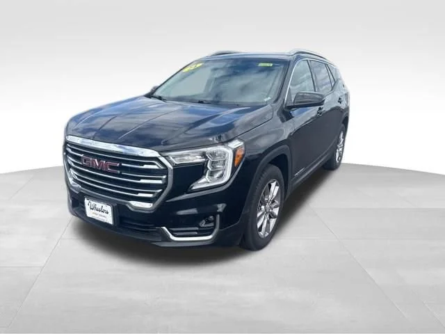 2024 GMC Terrain SLT AWD's photo