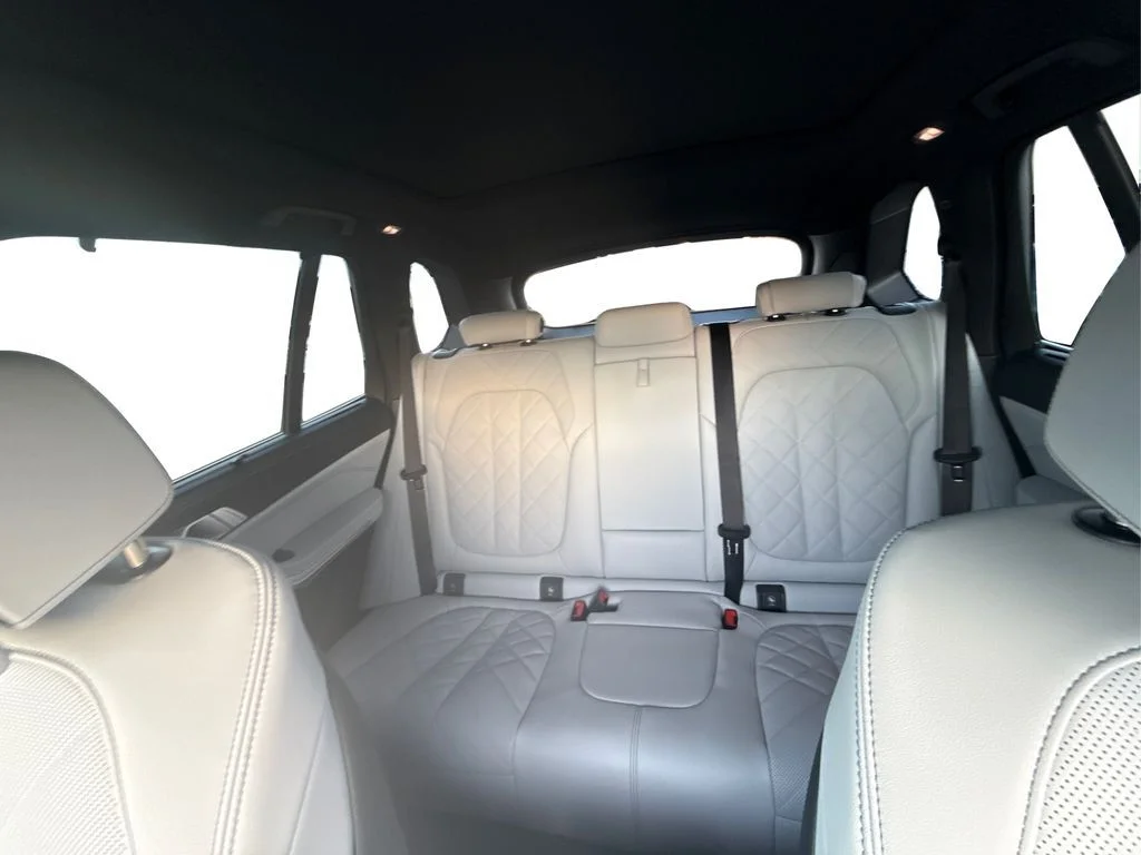 New 2026 White BMW sDrive40i image 20
