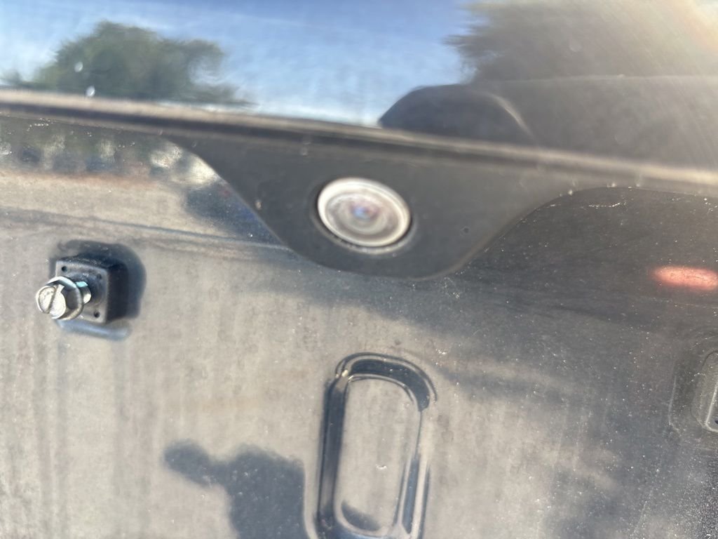 Used 2019 Black Jeep Latitude image 22