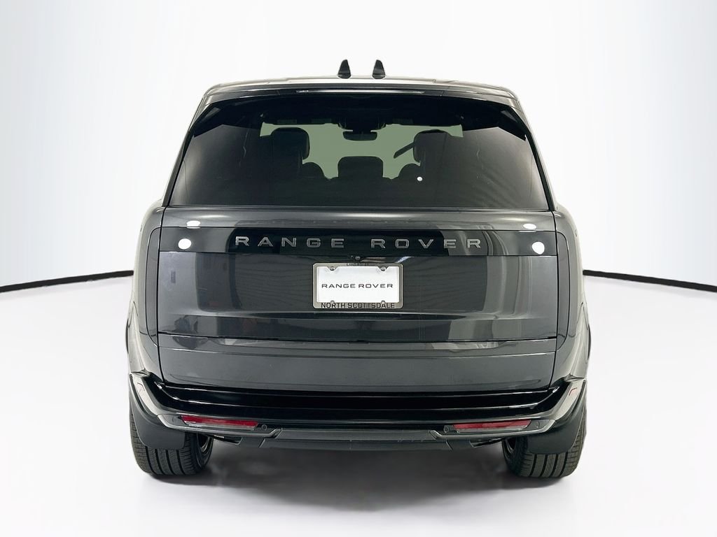 New 2026 Carpathian Grey Land Rover SE image 6