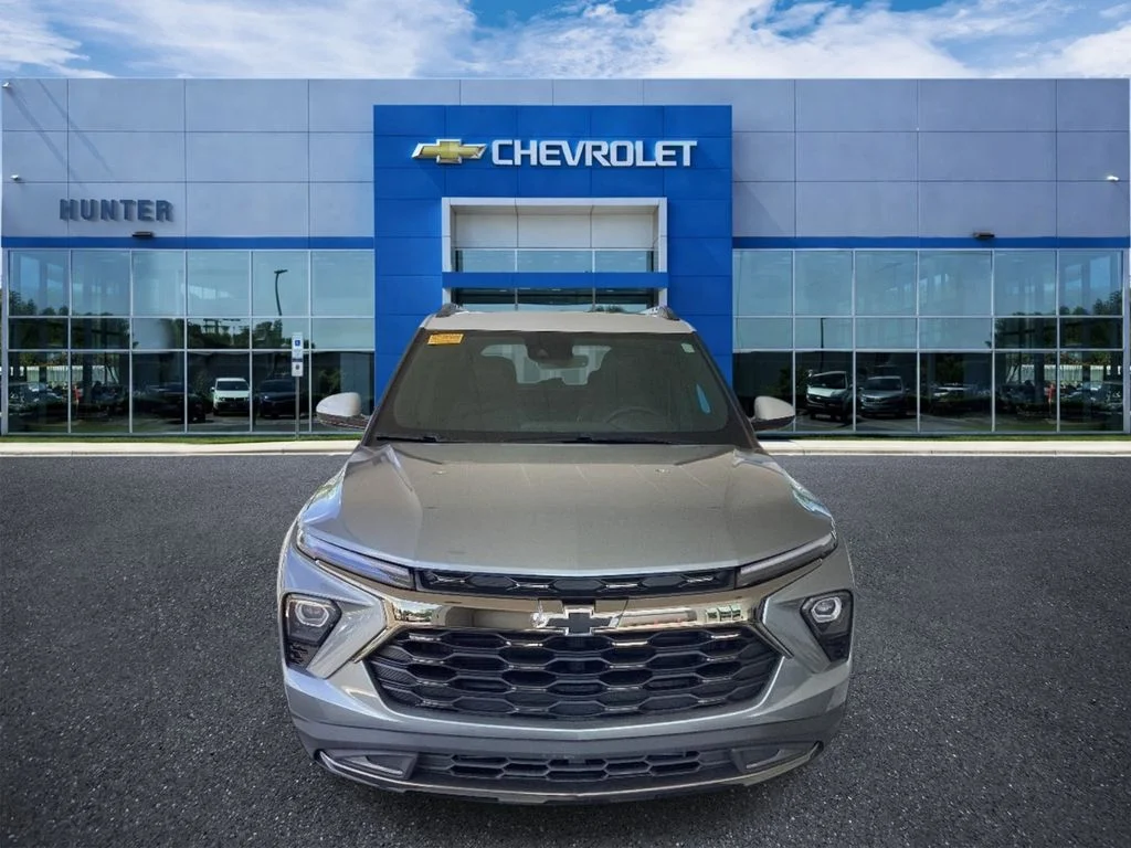 Used 2025 Sterling Gray Metallic Chevrolet ACTIV image 4