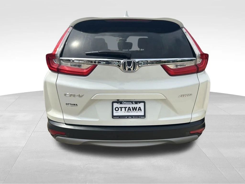 Used 2018 White Honda EX image 5