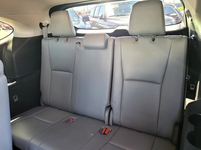 Used 2021 White Toyota Platinum image 13