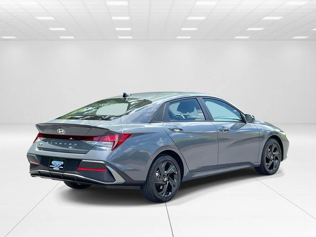 New 2026 Gray Hyundai SEL Sport image 6