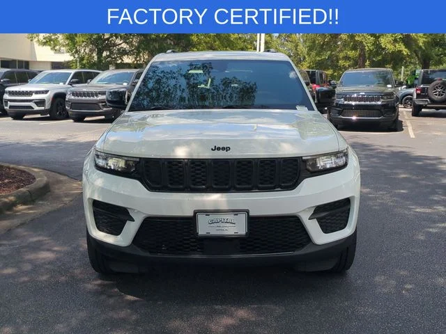 Used 2023 White Jeep Altitude X image 8