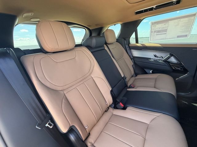 New 2026 Firenze Red Land Rover Dynamic SE image 17