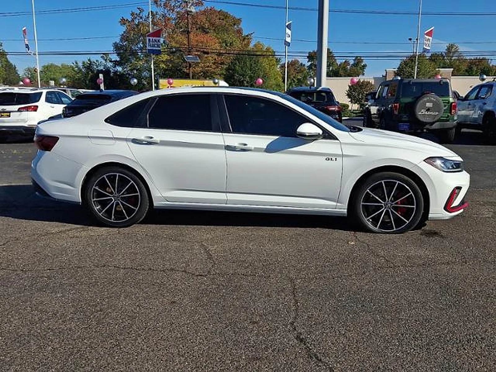 Used 2025 White Volkswagen 2.0T Autobahn image 8