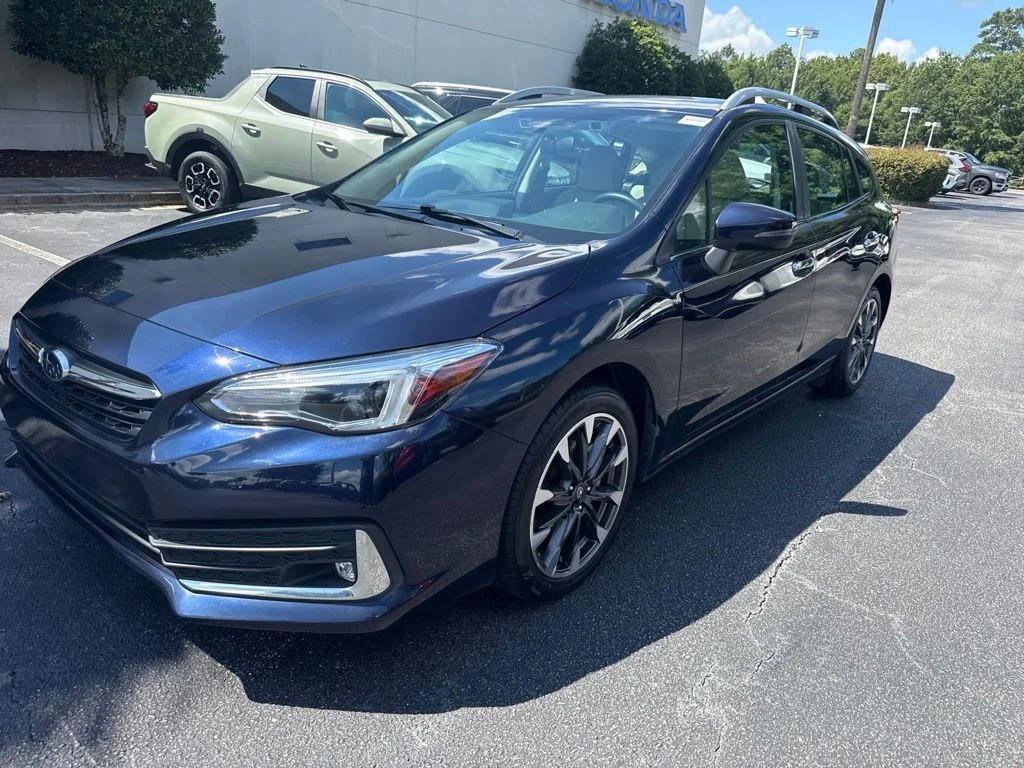 Used 2020 Dark Blue Pearl Subaru Limited image 7