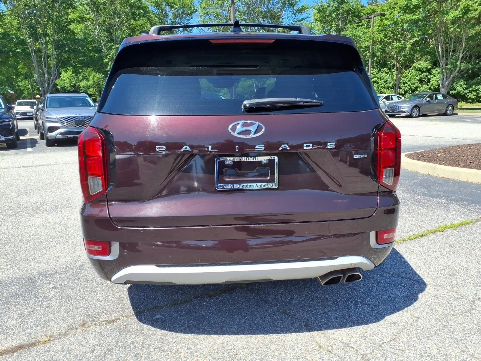 Used 2021 Sierra Burgundy Hyundai Limited image 7