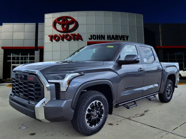 2025 Toyota Tundra 4WD SR5 4WD