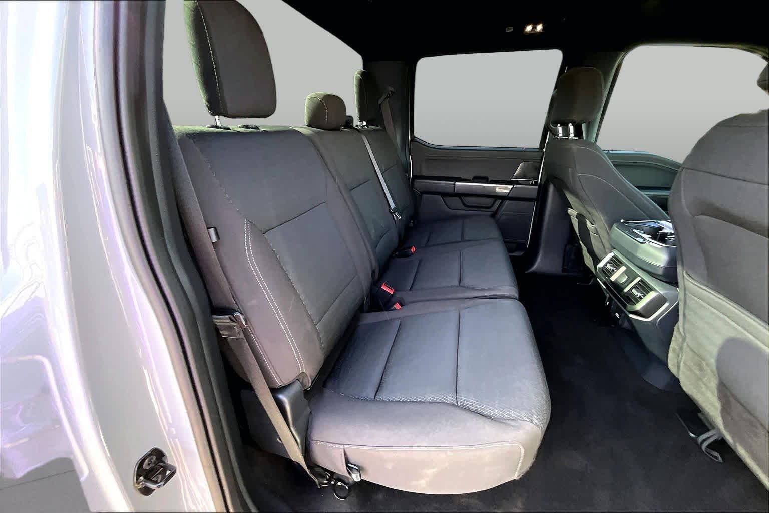 Certified Used 2023 Avalanche Gray Ford XLT image 20
