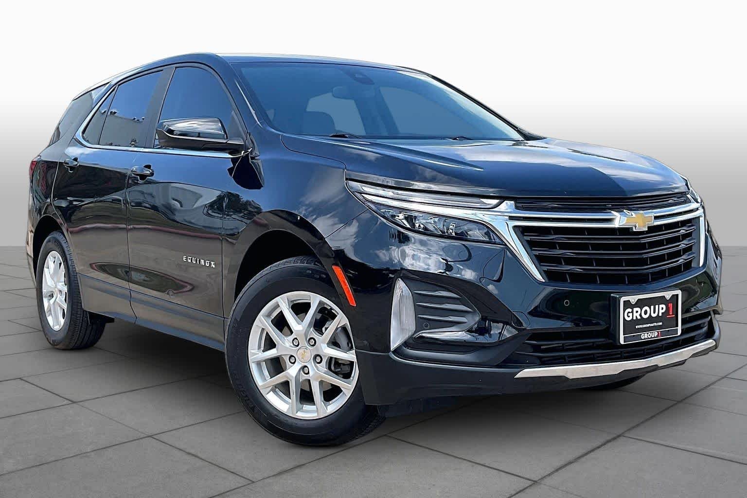 Used 2022 Mosaic Black Metallic Chevrolet LT image 3