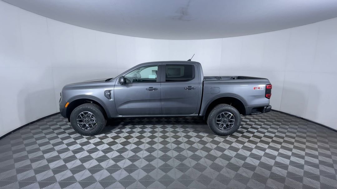 New 2025 Carbonized Gray Metallic Ford XLT image 6