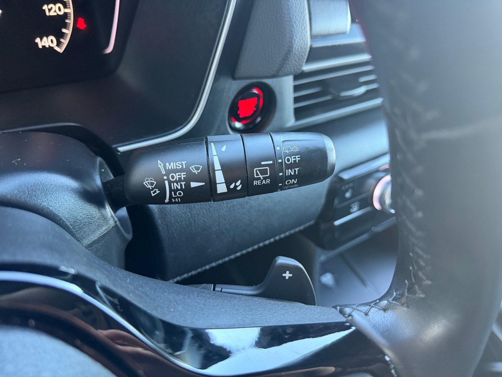 Used 2024 Gray Honda EX-L 7 Passenger image 14