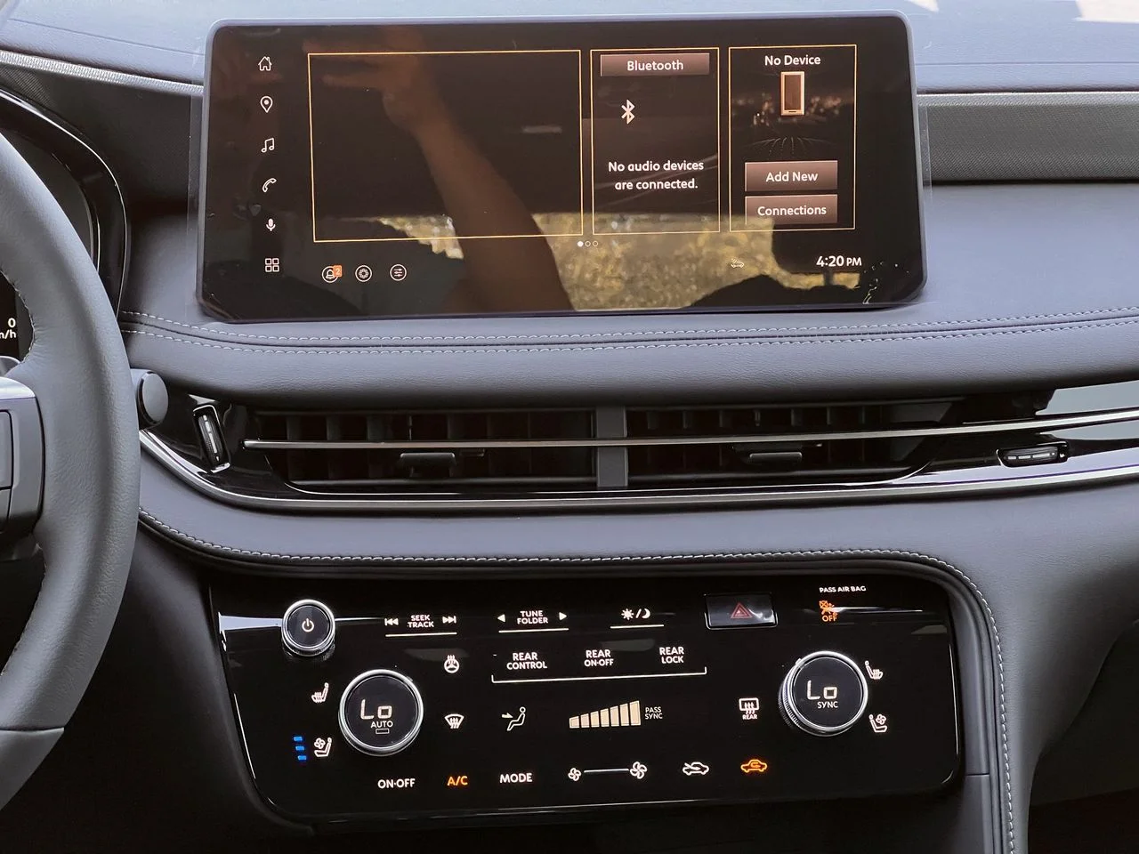New 2027 RADIANT WHITE INFINITI Sport AWD image 15