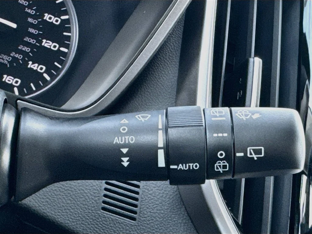 New 2027 Silver Subaru Limited image 14
