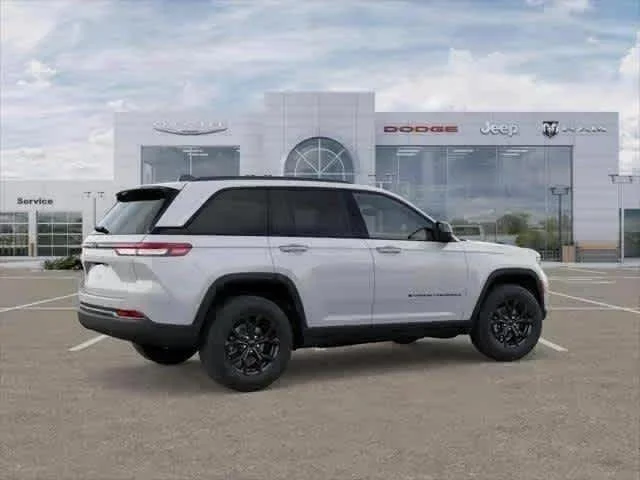 2025 Jeep Grand Cherokee Altitude - Photo 13