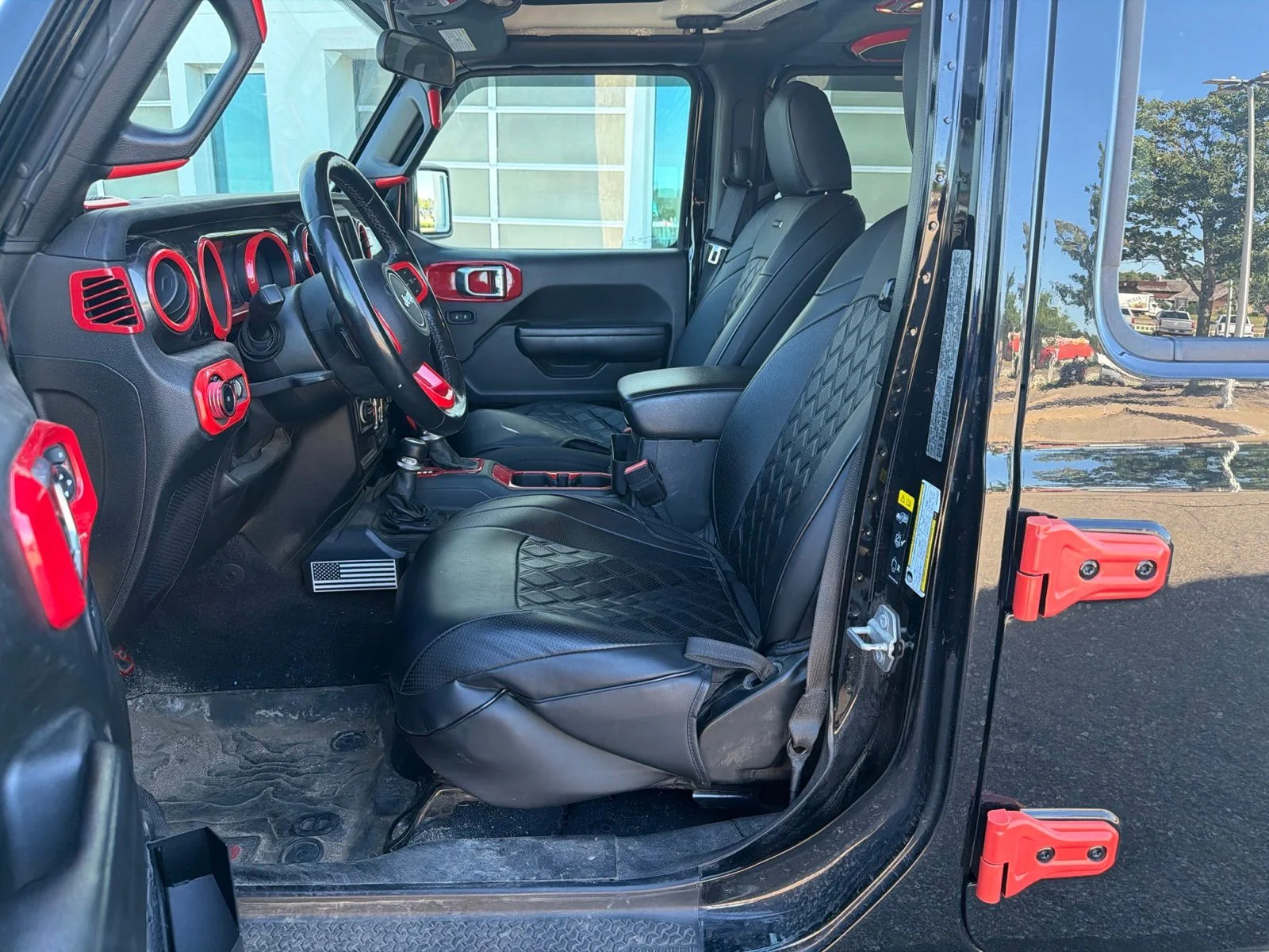 Used 2021 Black Jeep Unlimited Sport Altitude image 5
