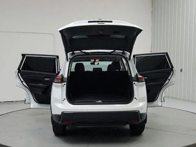 Used 2024 White Nissan SV image 14