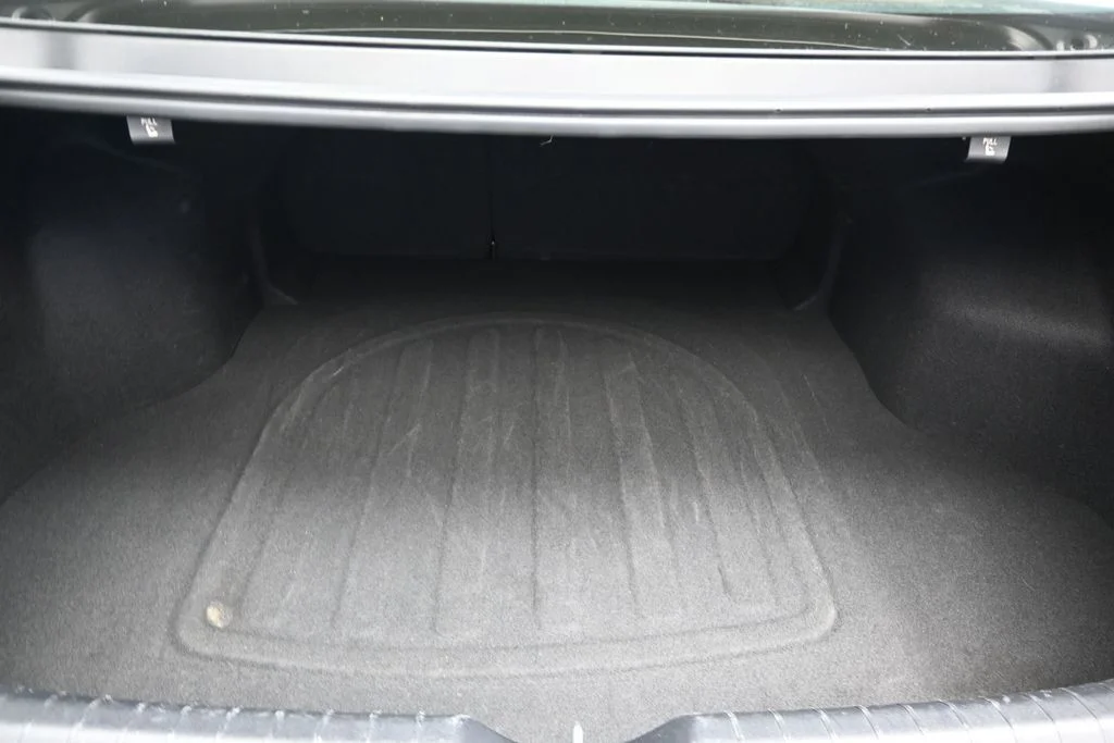 Used 2025 Gray Kia LXS image 16