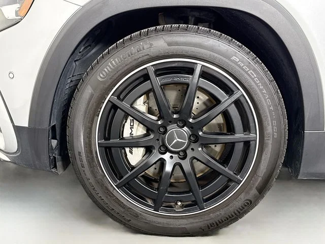 Used 2024 Silver Mercedes-Benz GLB 35 AMG® image 31