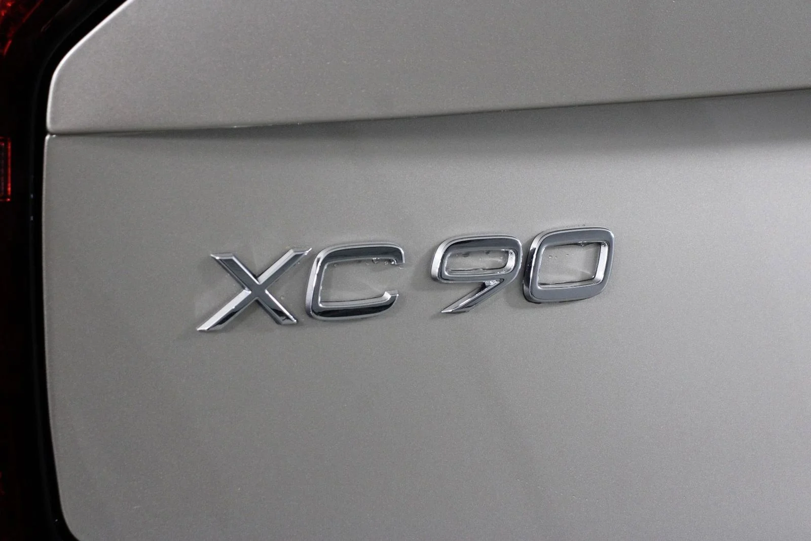 New 2026  Volvo T8 Plus image 16